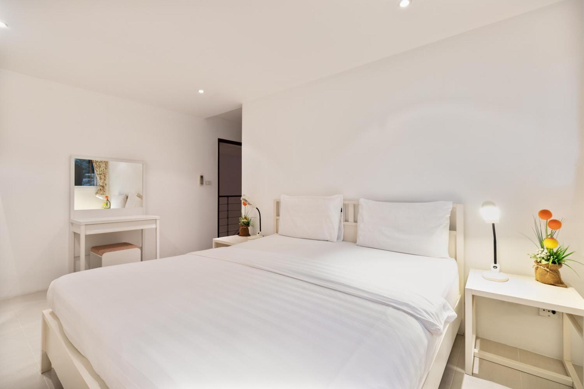 Surin Heights Villa Oda fotoğraf